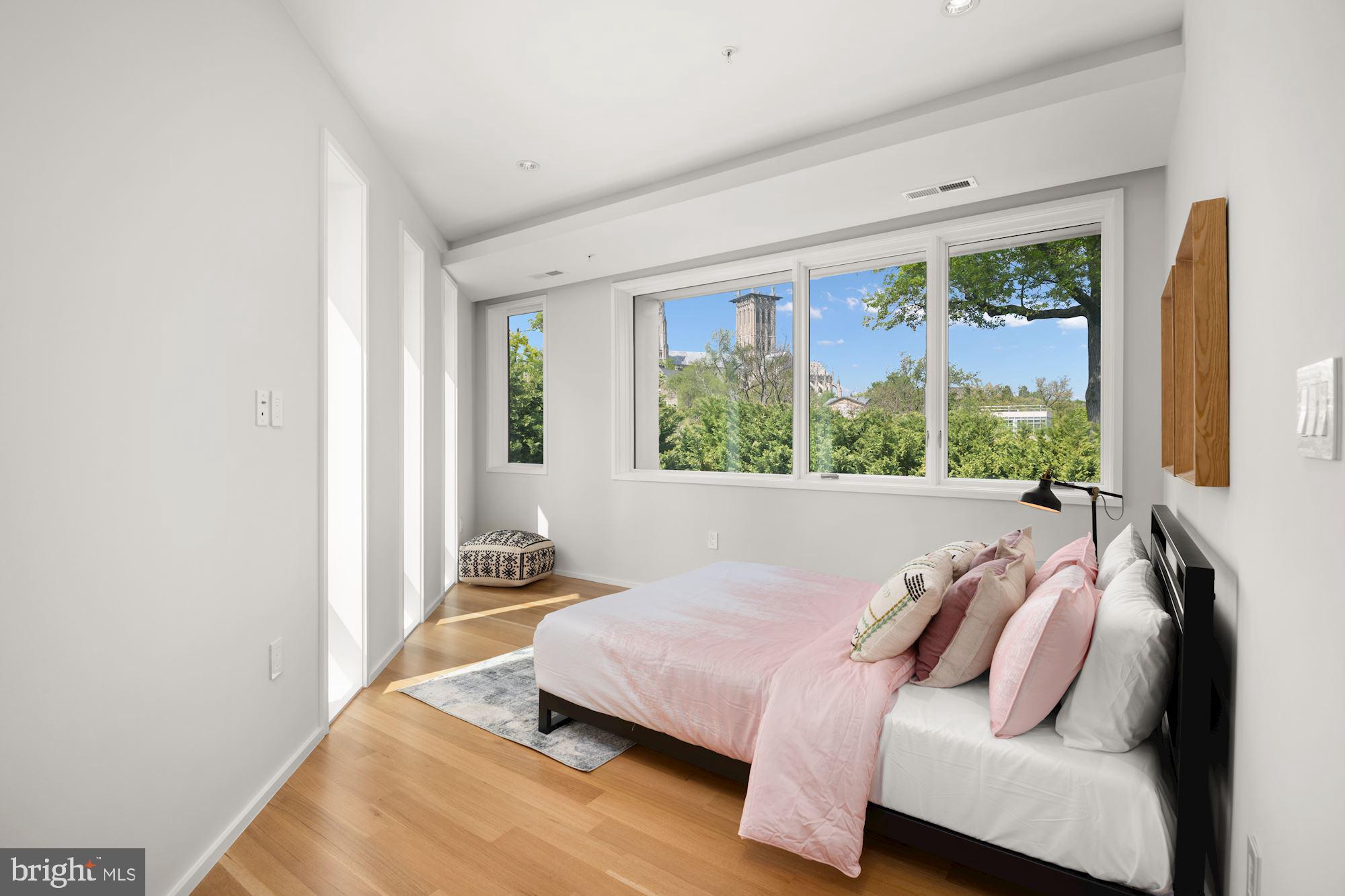 OBSERVATORY CIRCLE - Residential