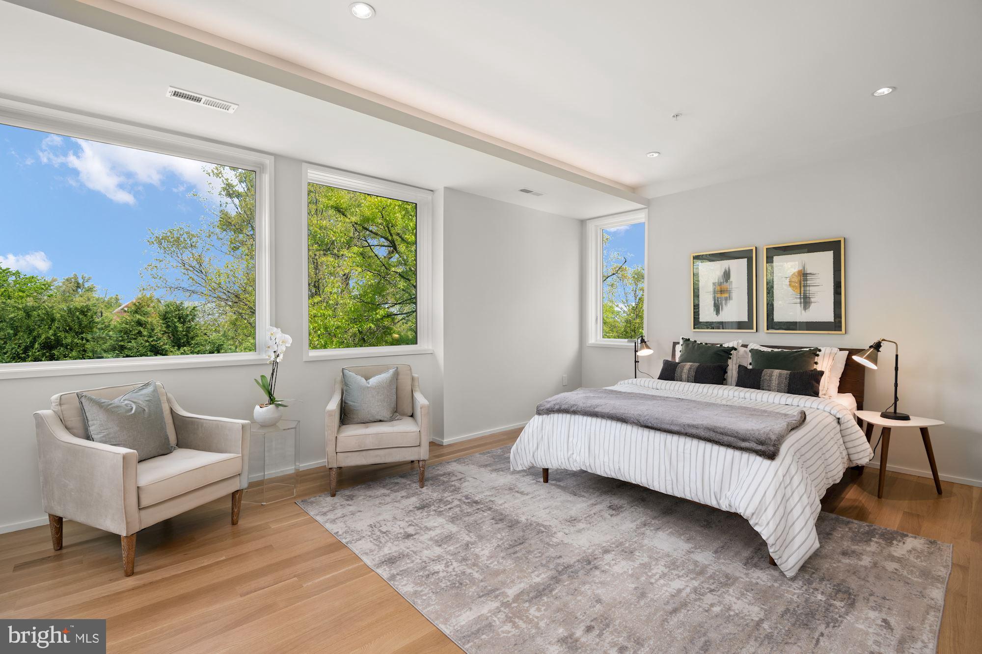 OBSERVATORY CIRCLE - Residential