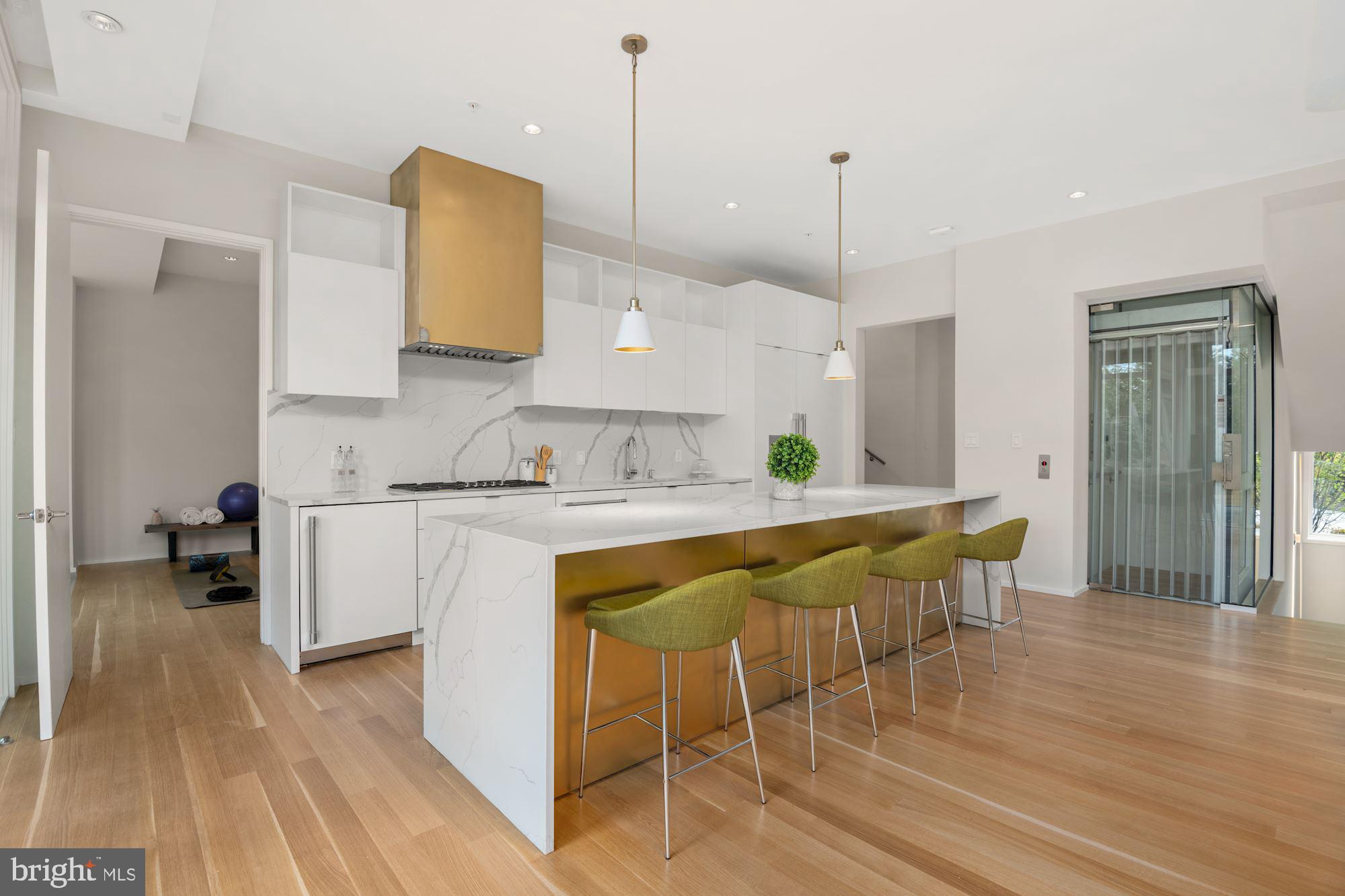 OBSERVATORY CIRCLE - Residential