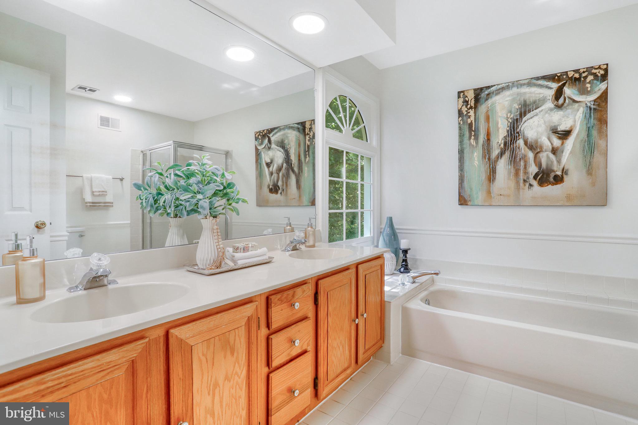 MIDDLE VALLEY - Residential