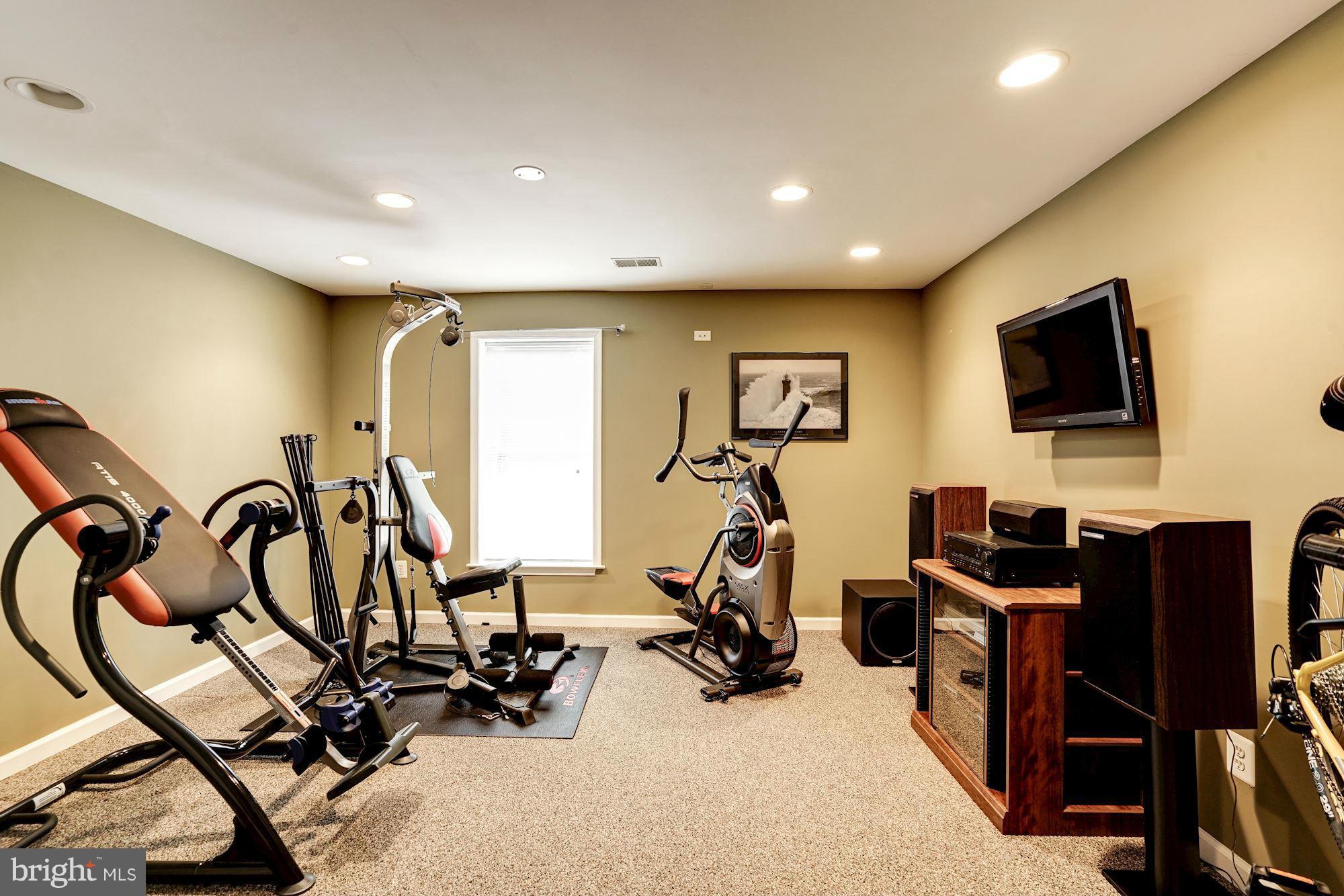 THE WOODS AT WARRENTON - Residential