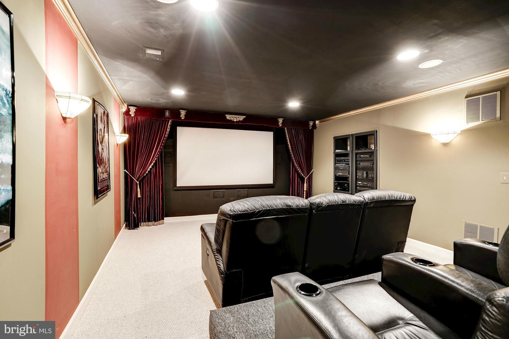 THE WOODS AT WARRENTON - Residential