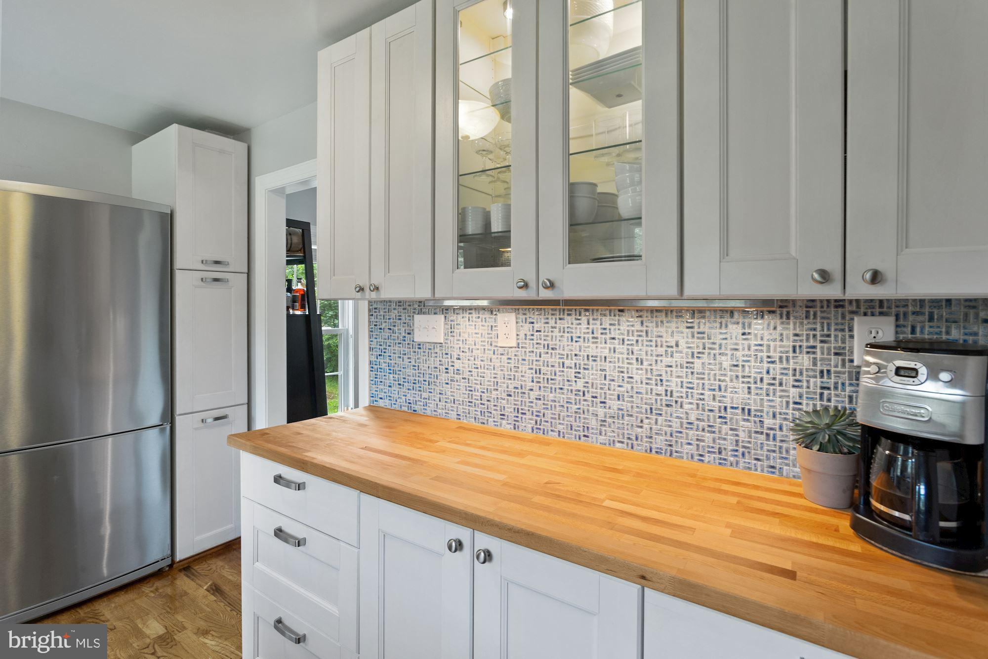 BUCKNELL MANOR - Residential