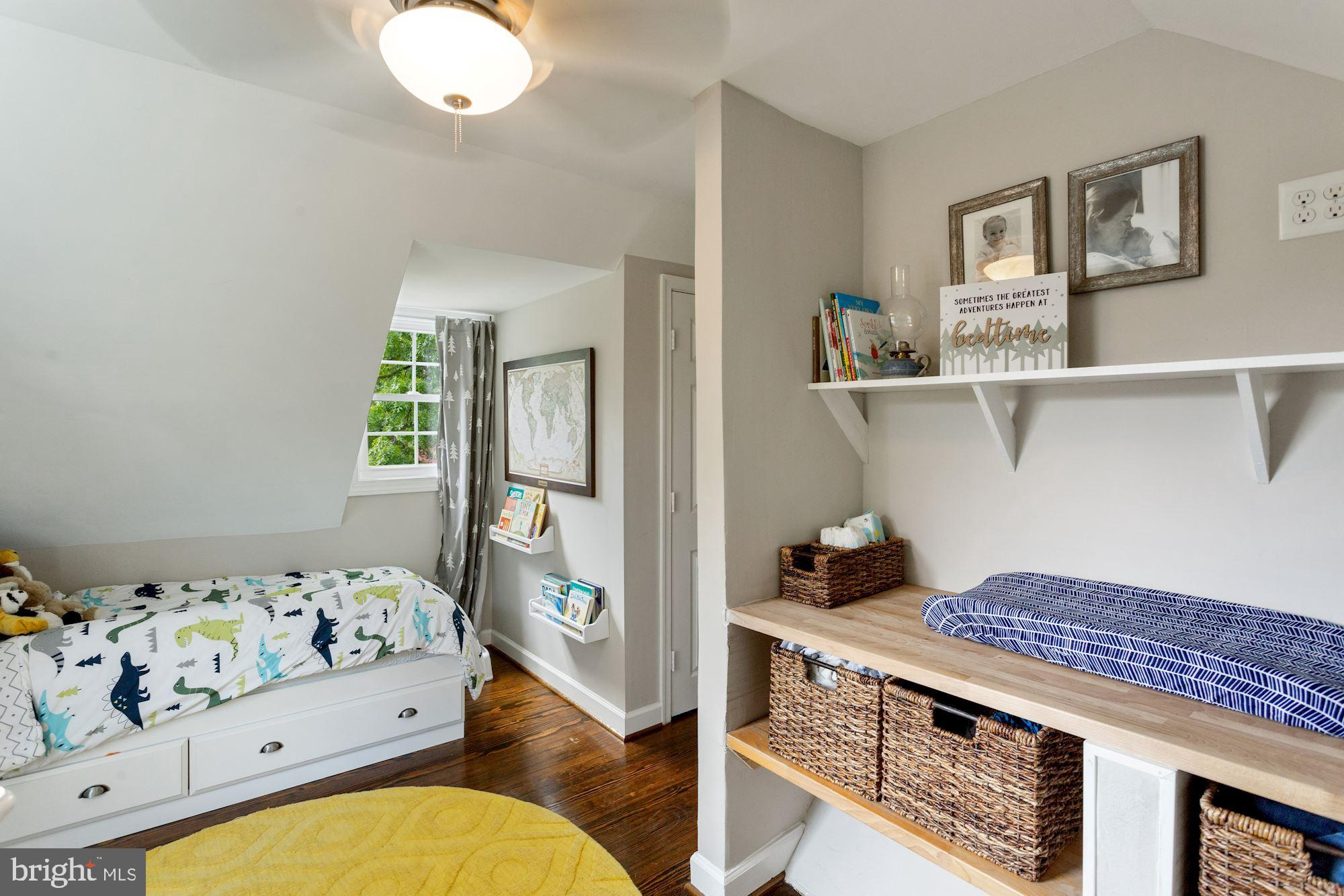 BUCKNELL MANOR - Residential