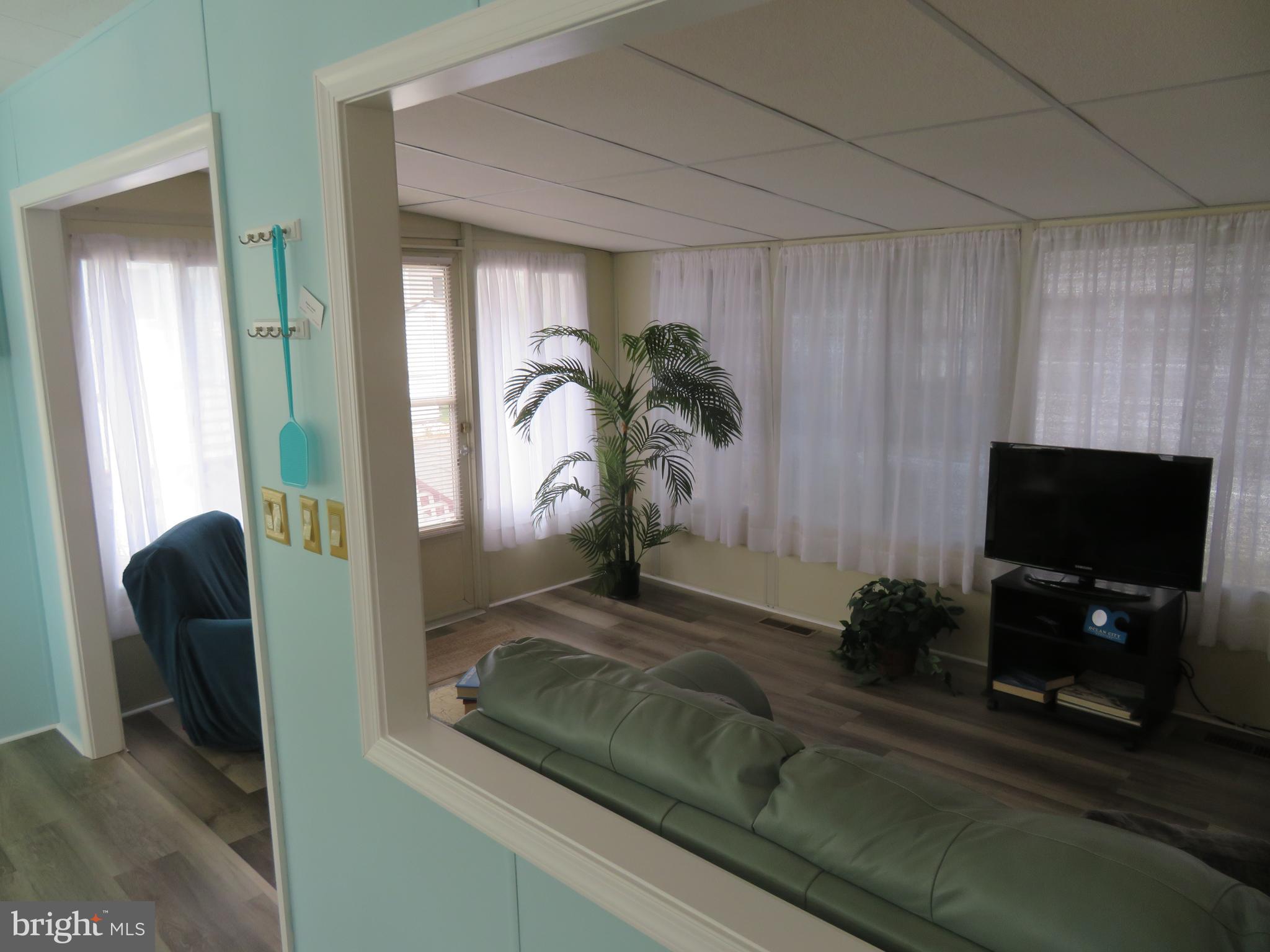 WHITE HORSE PARK II - Residential