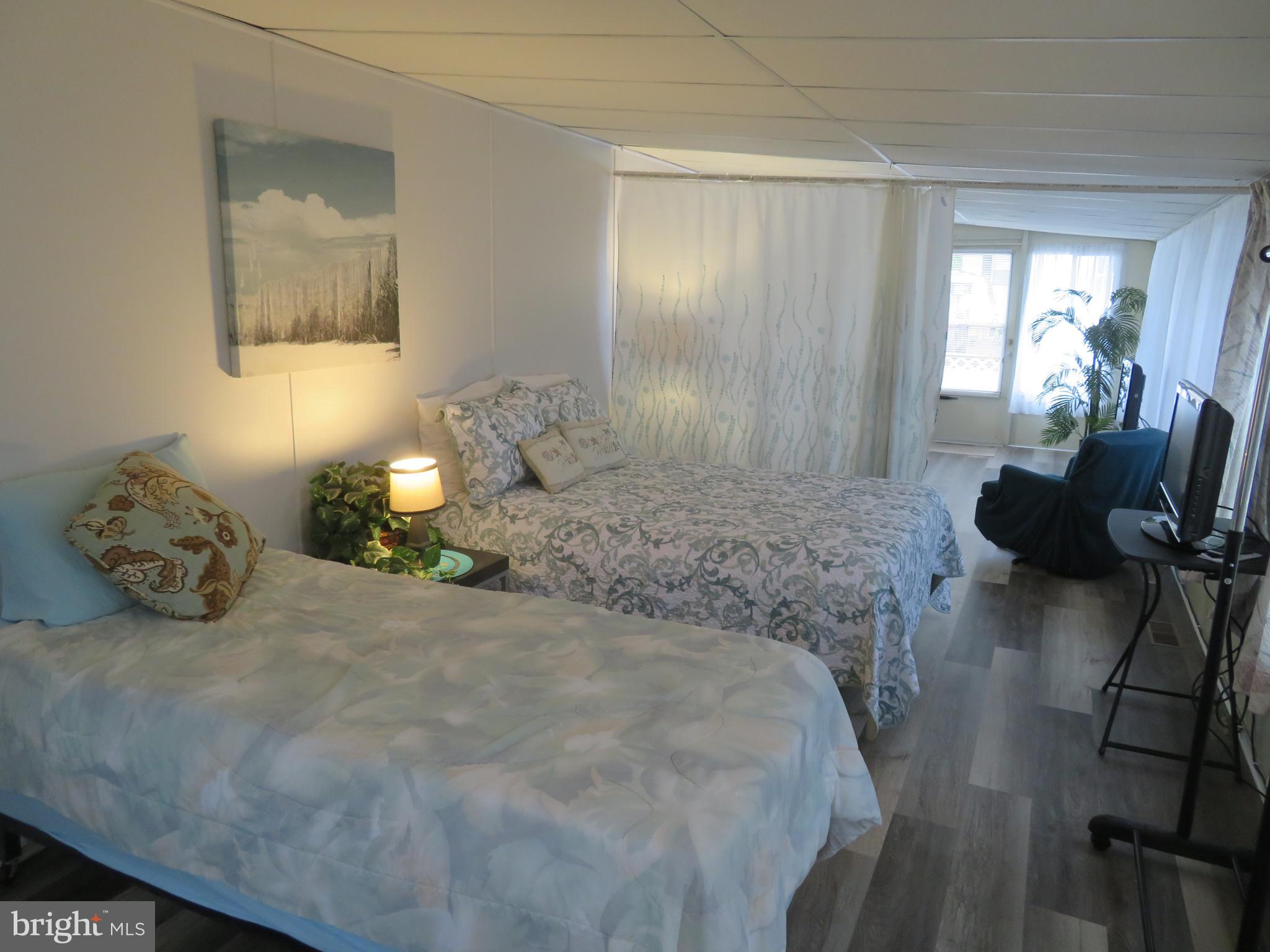 WHITE HORSE PARK II - Residential