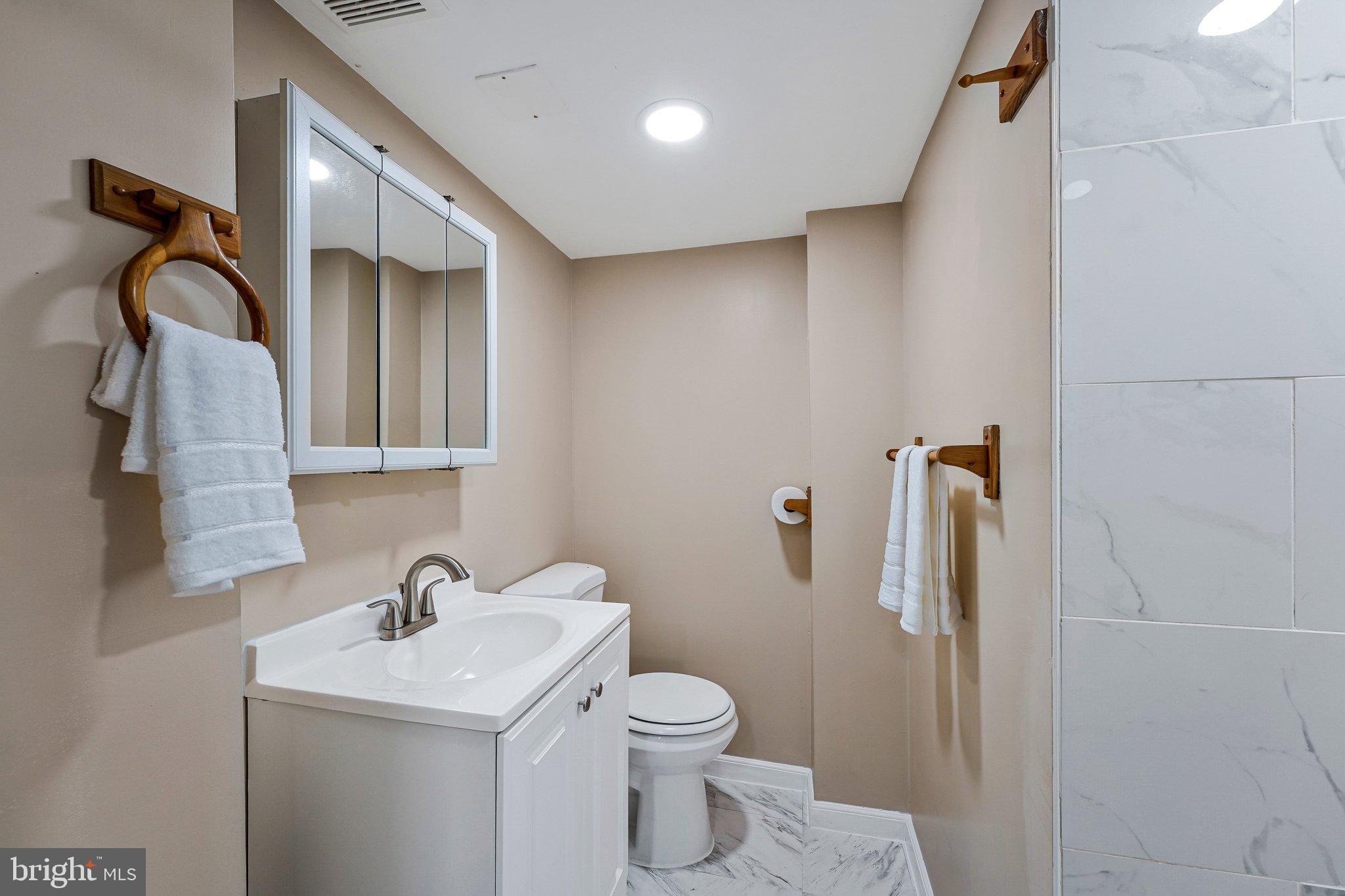 MIDDLERIDGE - Residential