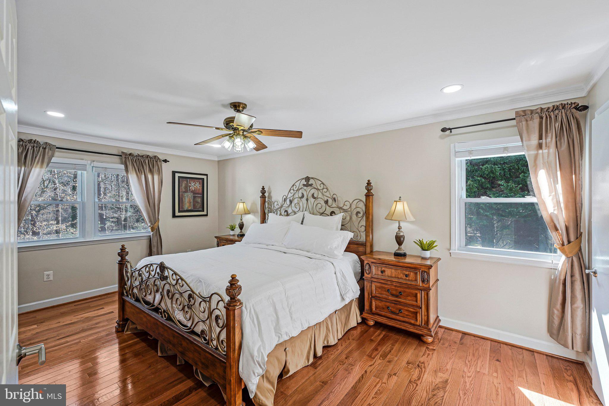 MIDDLERIDGE - Residential