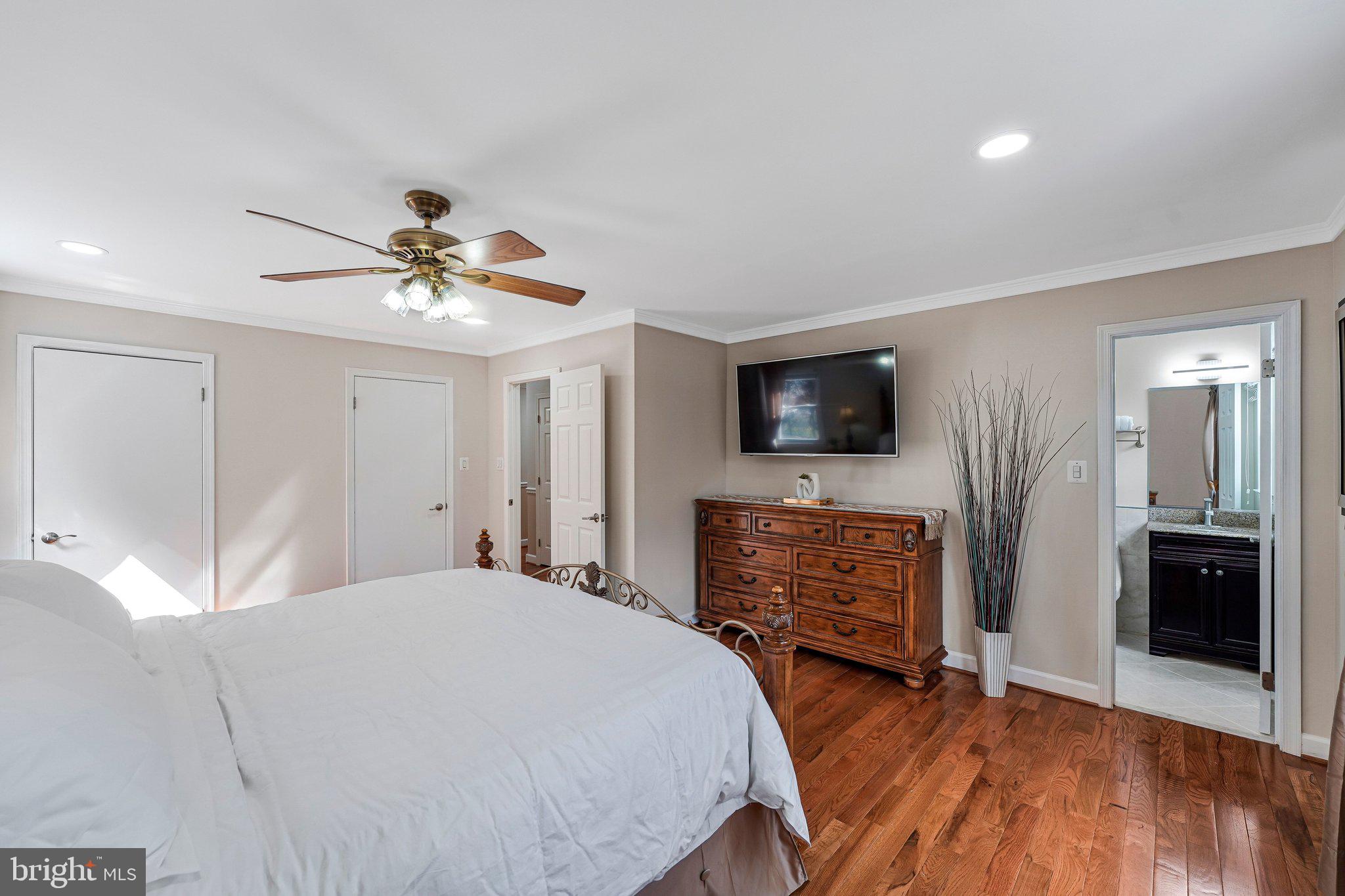 MIDDLERIDGE - Residential