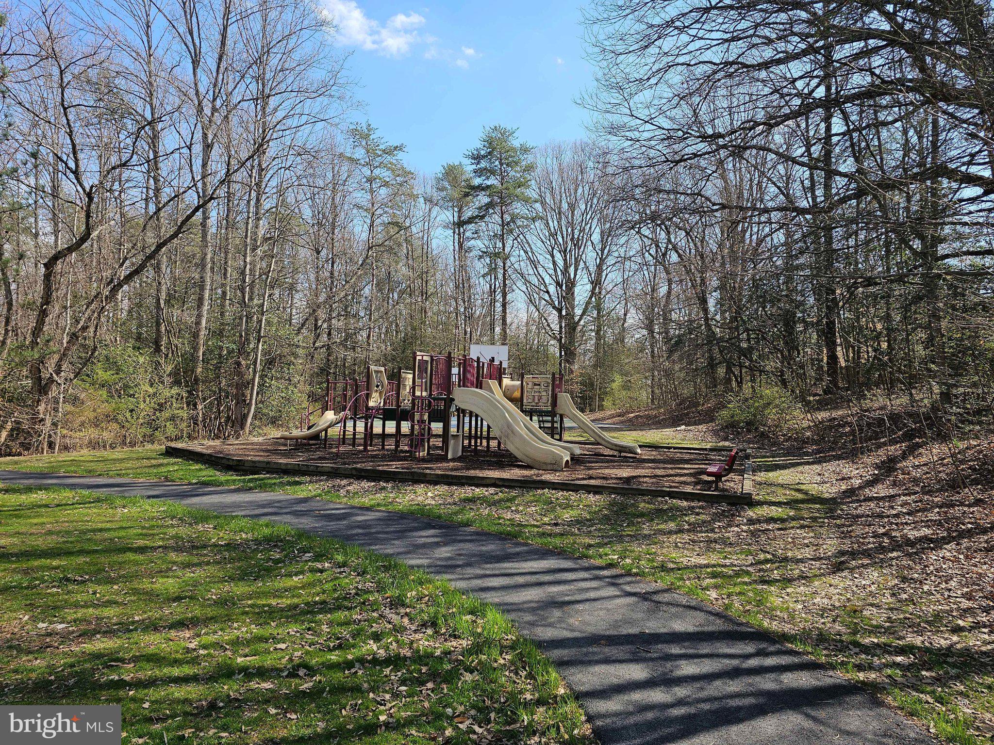 MIDDLERIDGE - Residential