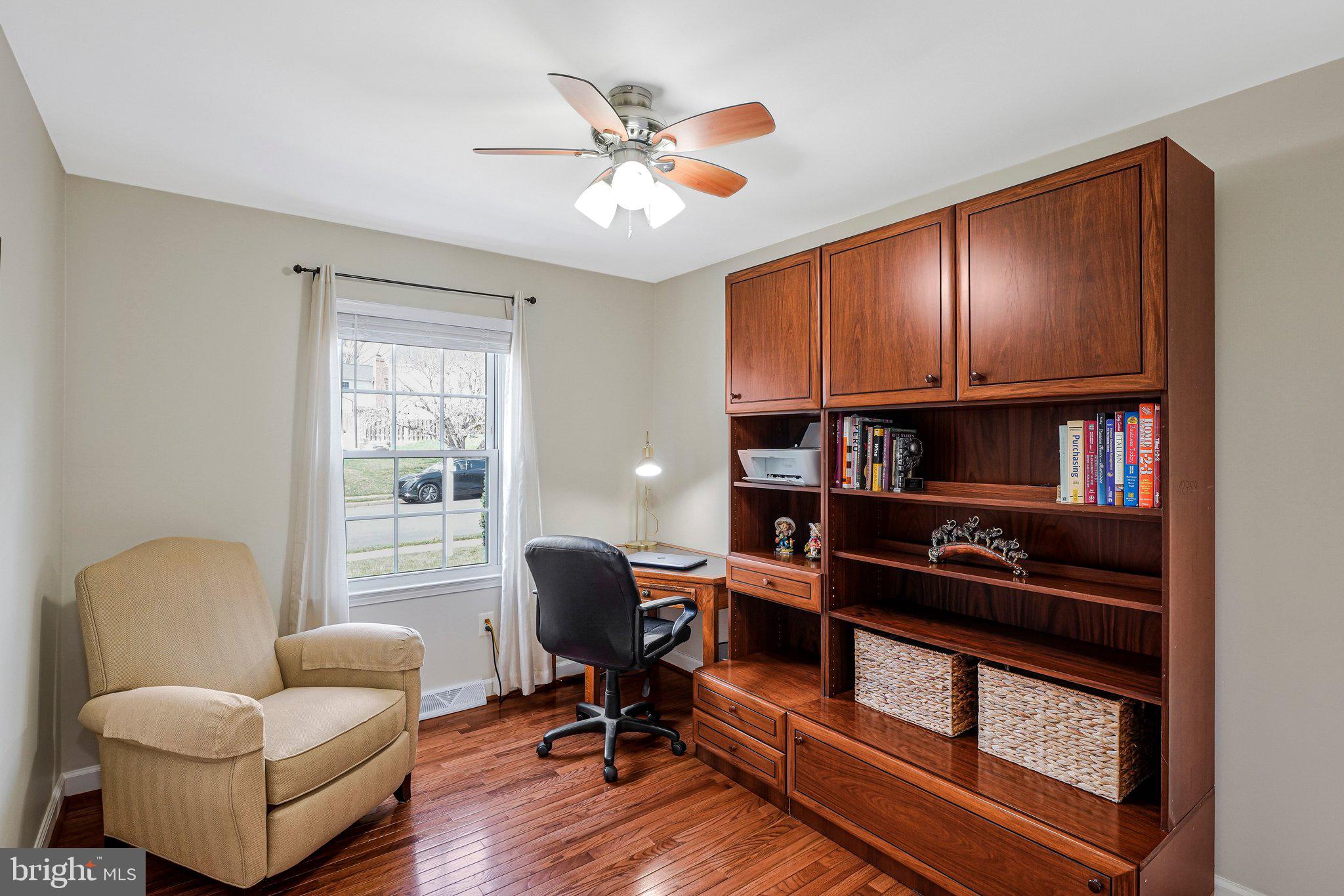 MIDDLERIDGE - Residential