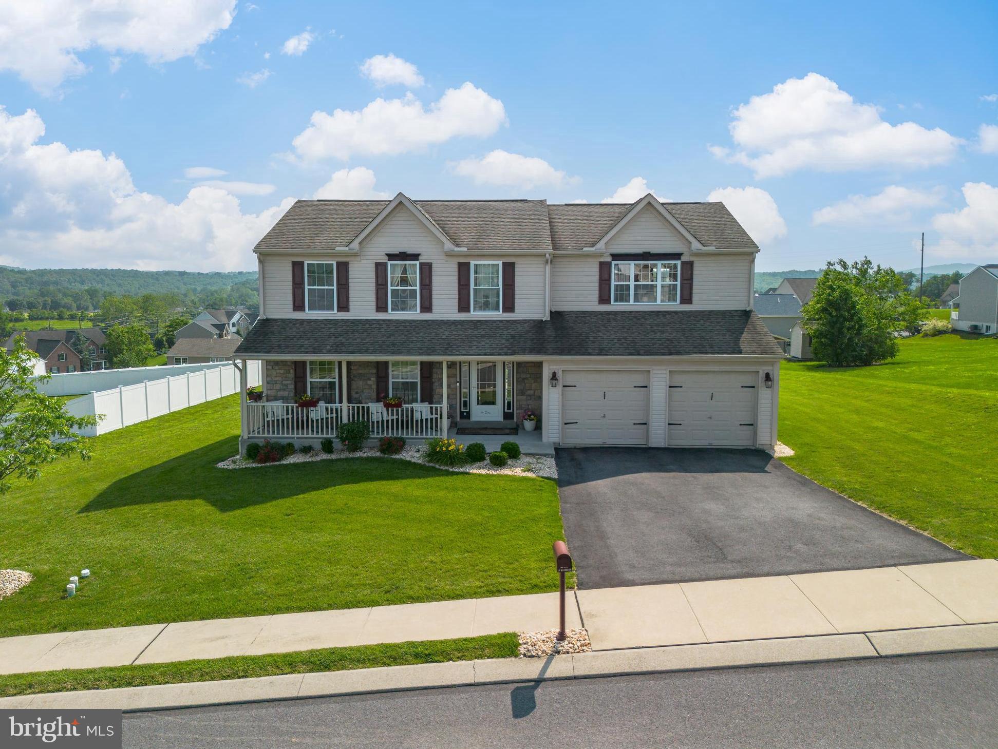 18 BISBEE DRIVE