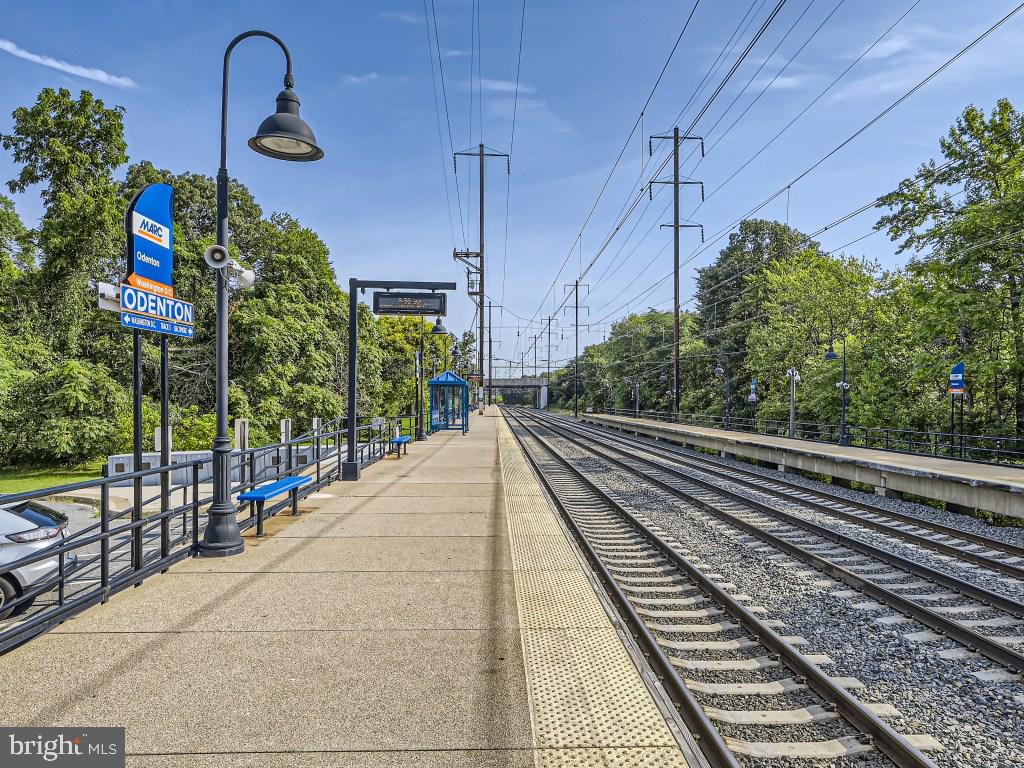 TOWN CENTER COMMONS - Residential