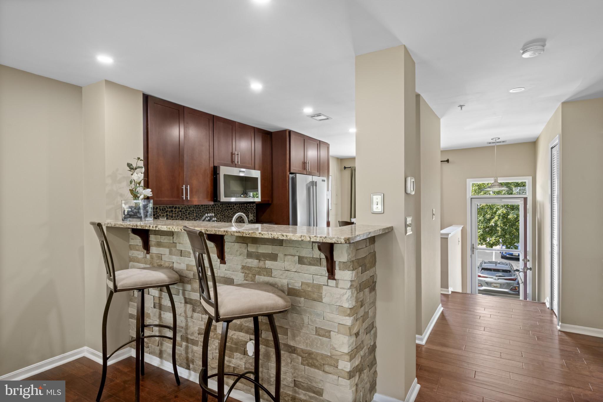 CEDAR GROVE AT CROFTON - Residential