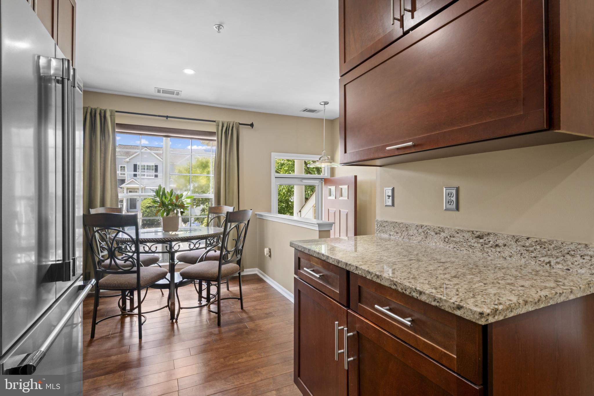 CEDAR GROVE AT CROFTON - Residential