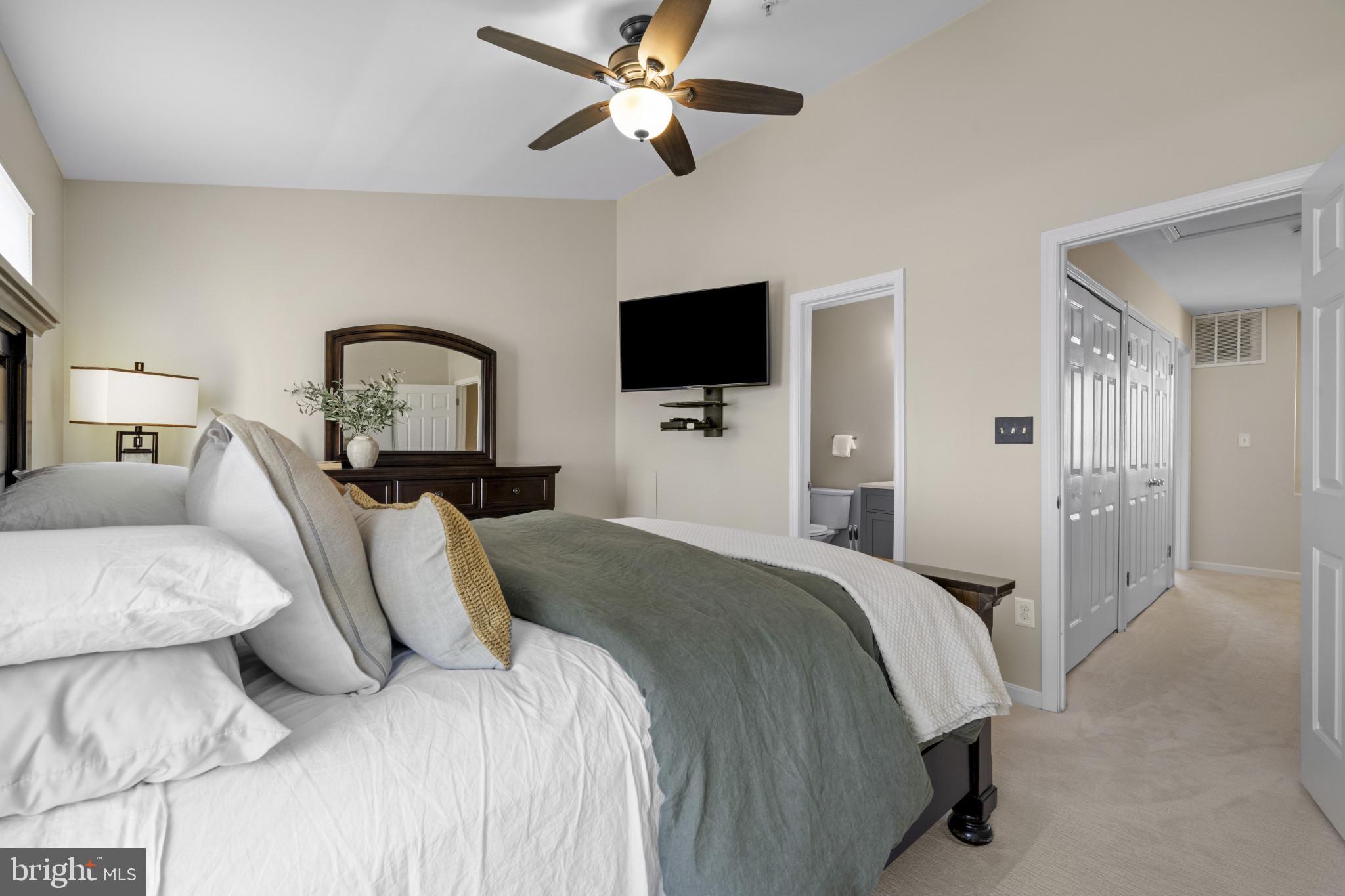 CEDAR GROVE AT CROFTON - Residential