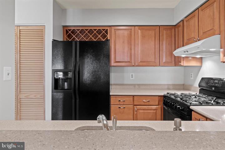 NEWGATE - Residential Lease