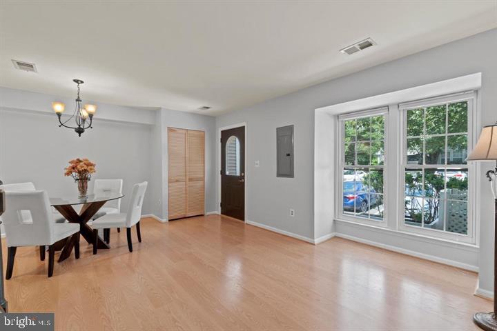 NEWGATE - Residential Lease