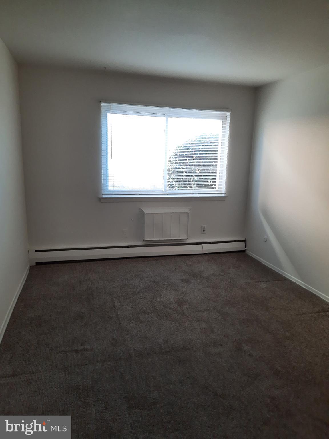 HIDDEN VALLEY - Residential Lease