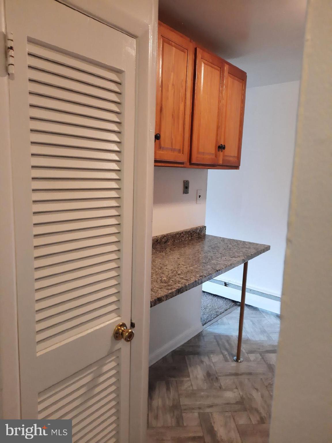 HIDDEN VALLEY - Residential Lease