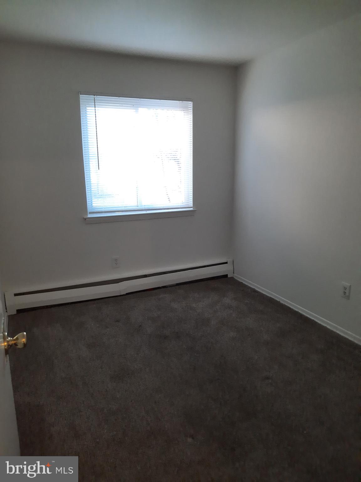 HIDDEN VALLEY - Residential Lease