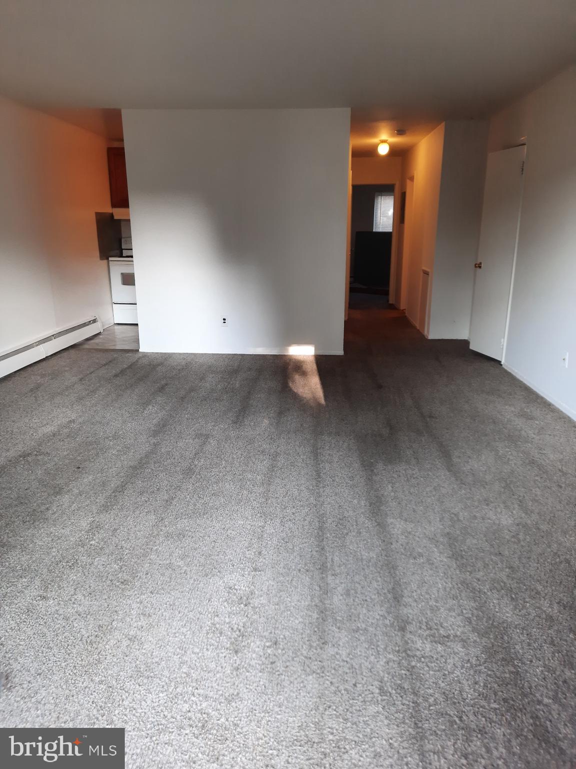 HIDDEN VALLEY - Residential Lease