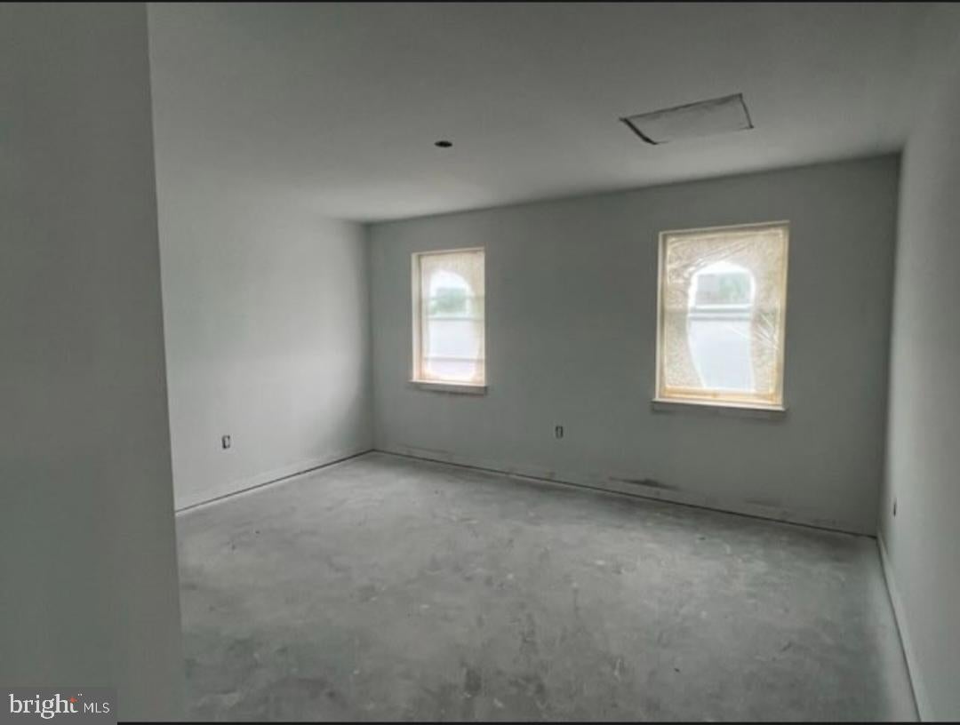 1037 W HIGH STREET APT 1