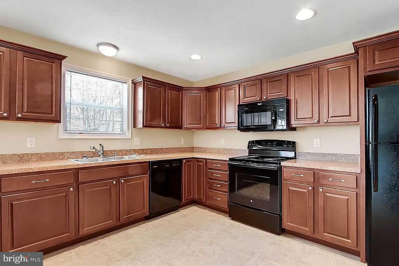 HANOVER - Residential Lease