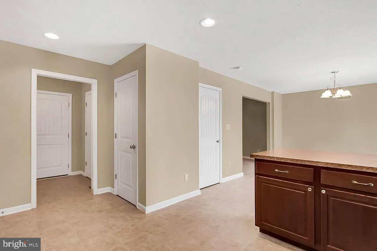 HANOVER - Residential Lease