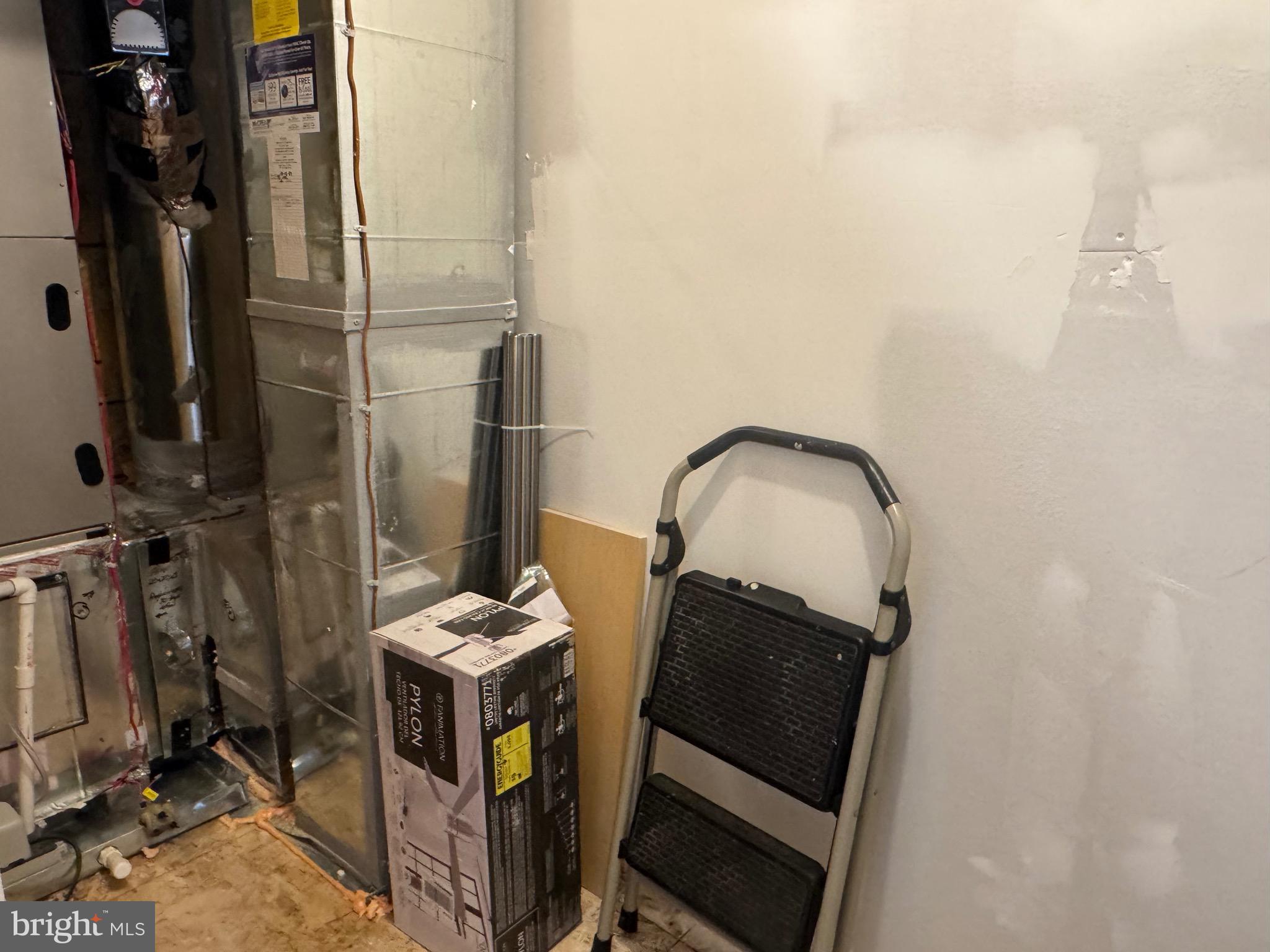 STONECREST - Residential Lease