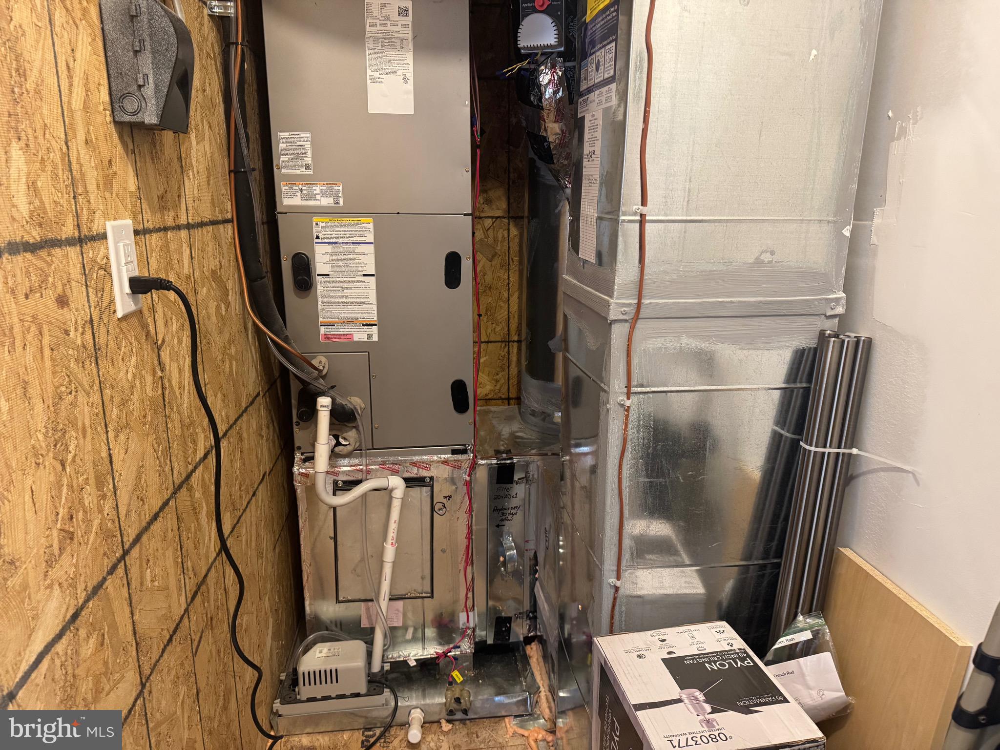 STONECREST - Residential Lease