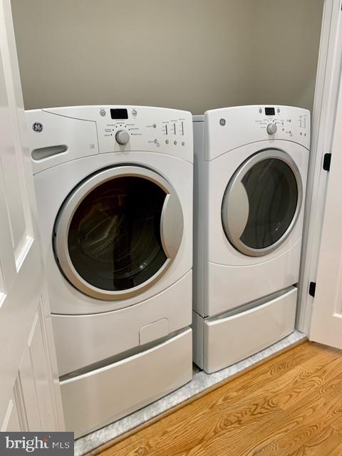 WAVERLY HILLS - Residential Lease