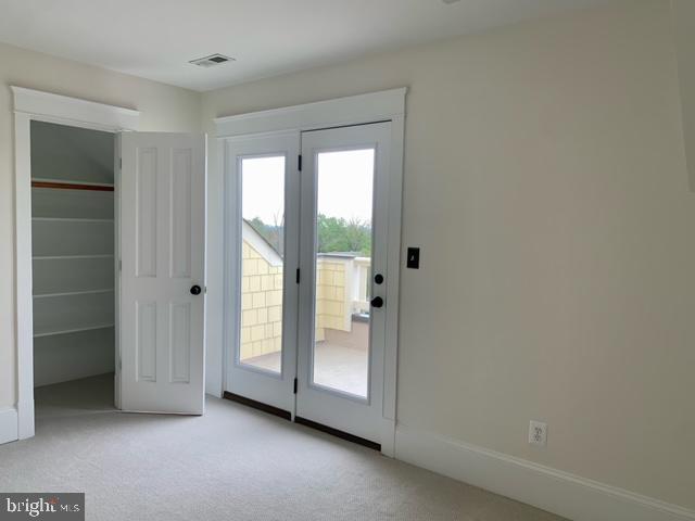 WAVERLY HILLS - Residential Lease