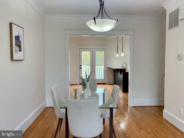 WAVERLY HILLS - Residential Lease