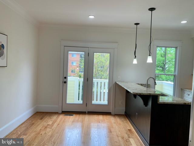 WAVERLY HILLS - Residential Lease