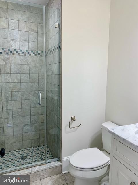 WAVERLY HILLS - Residential Lease