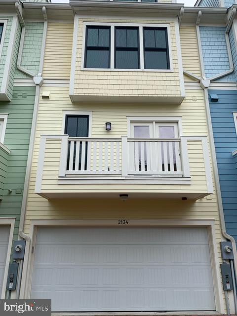 WAVERLY HILLS - Residential Lease