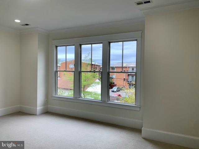 WAVERLY HILLS - Residential Lease