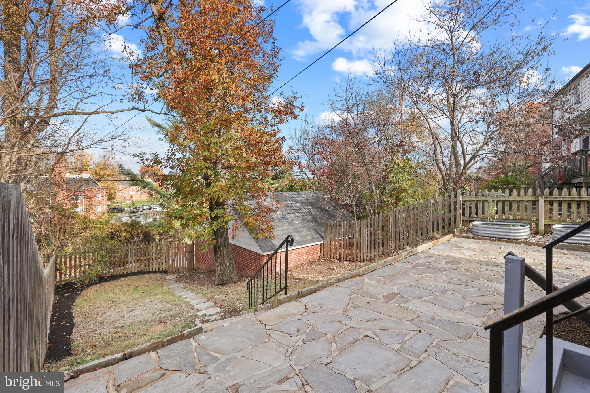 ORIGINAL NORTHWOOD - Residential