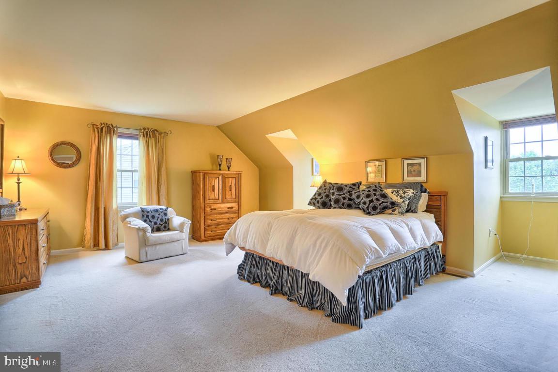 ROSEMONT ESTATES - Residential