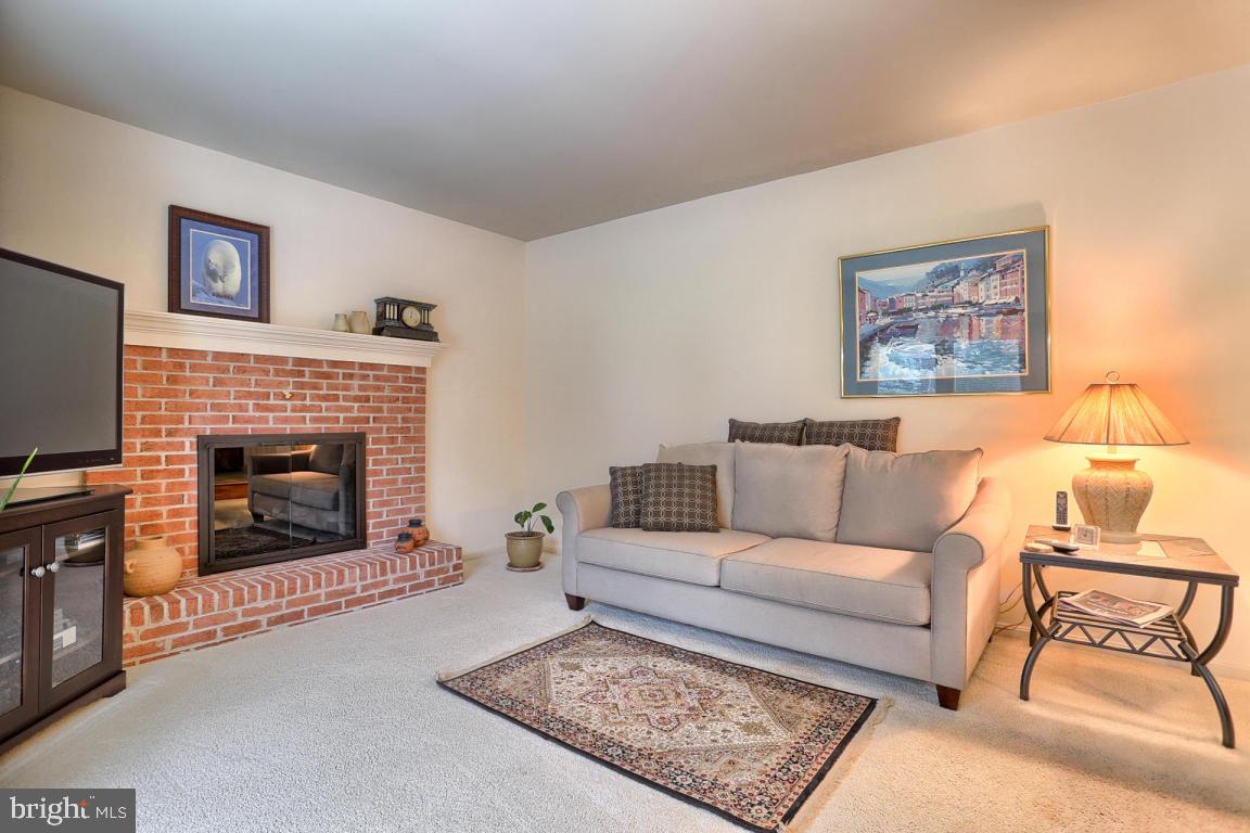ROSEMONT ESTATES - Residential