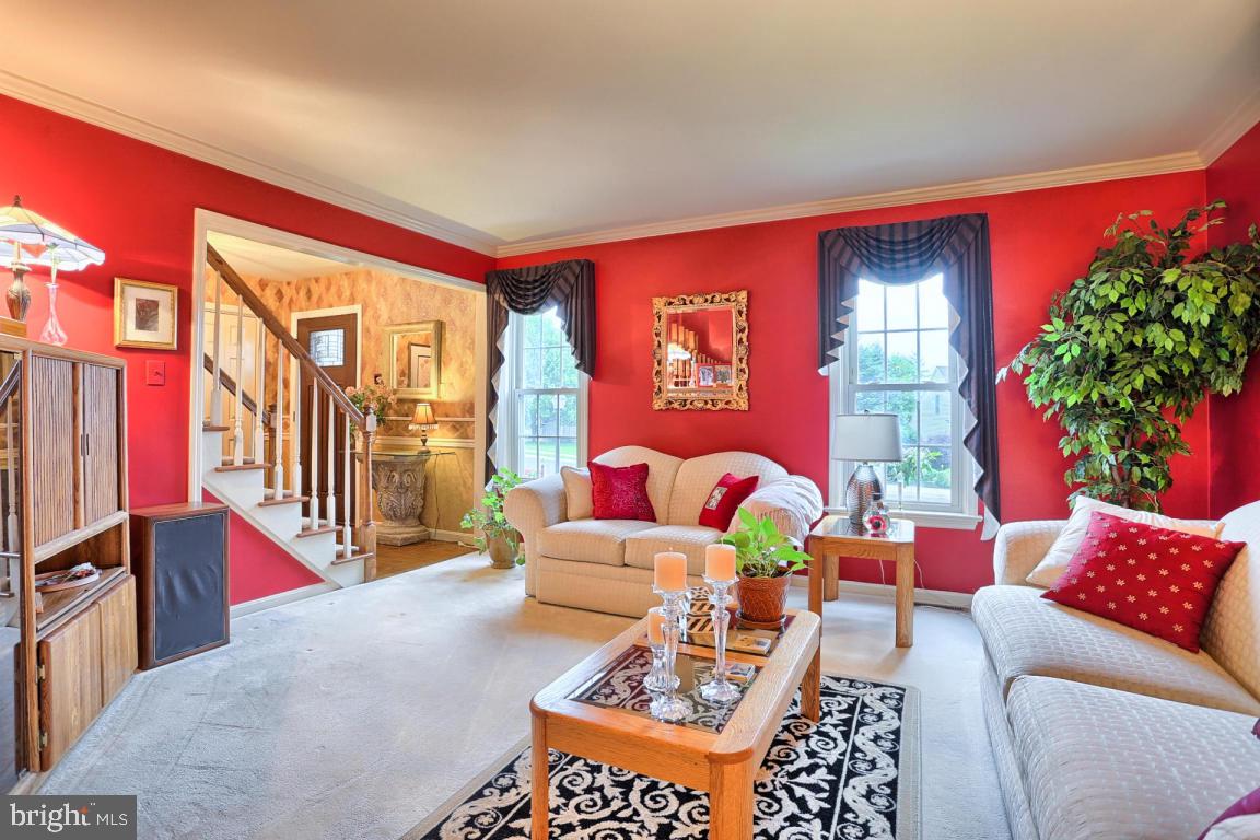 ROSEMONT ESTATES - Residential
