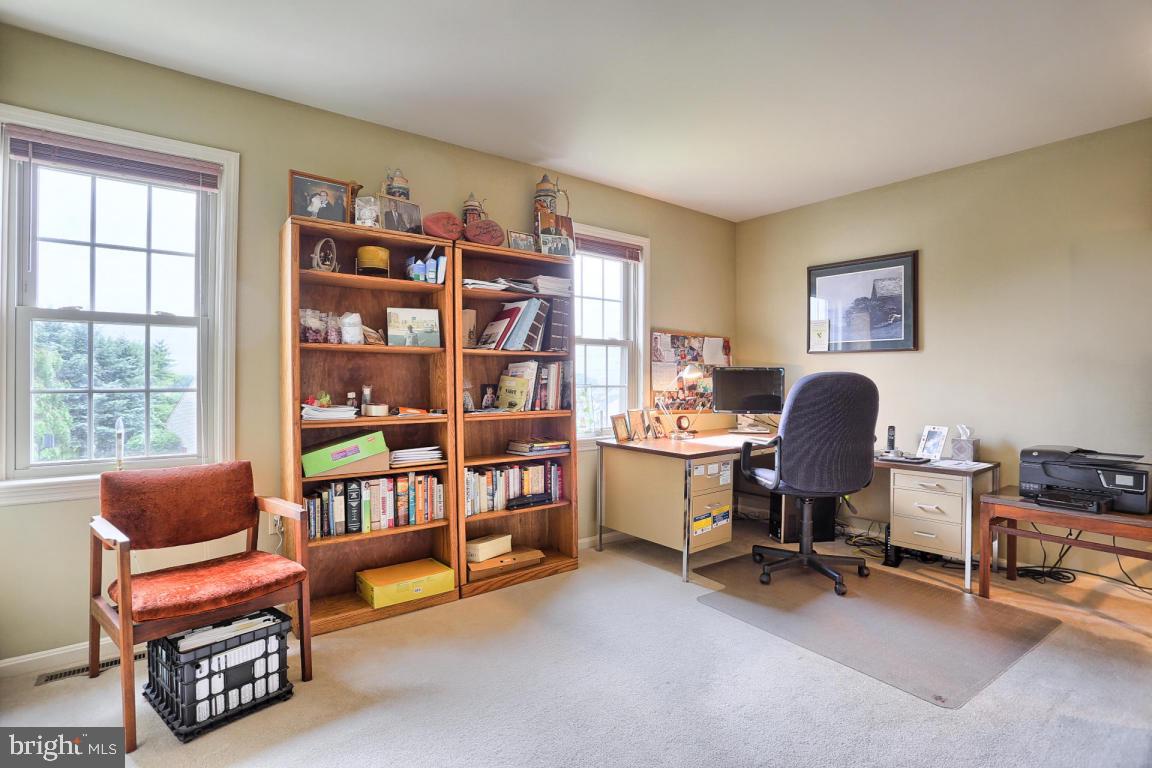 ROSEMONT ESTATES - Residential