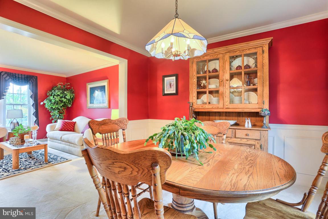 ROSEMONT ESTATES - Residential