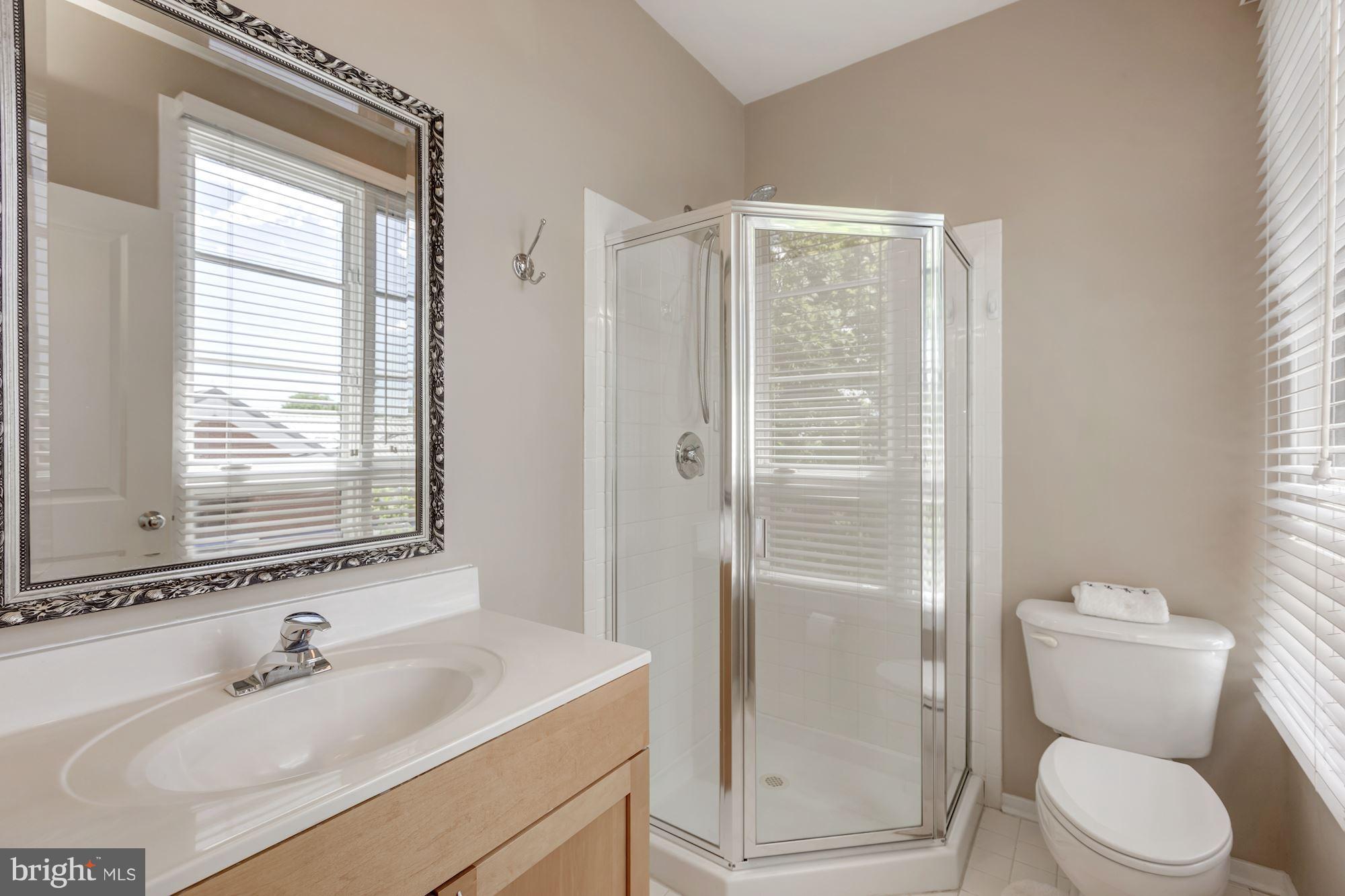 BRADDOCK LOFTS - Residential