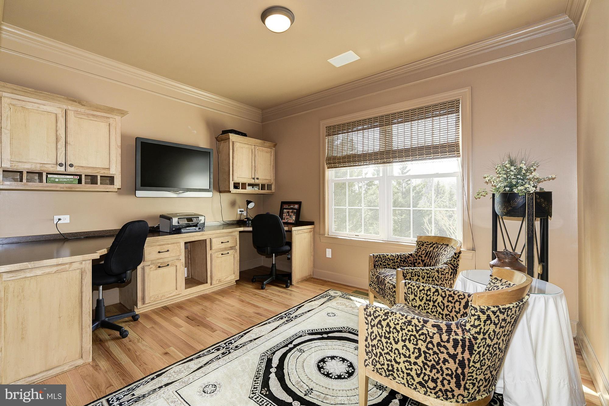 GLEN MEADOWS - Residential