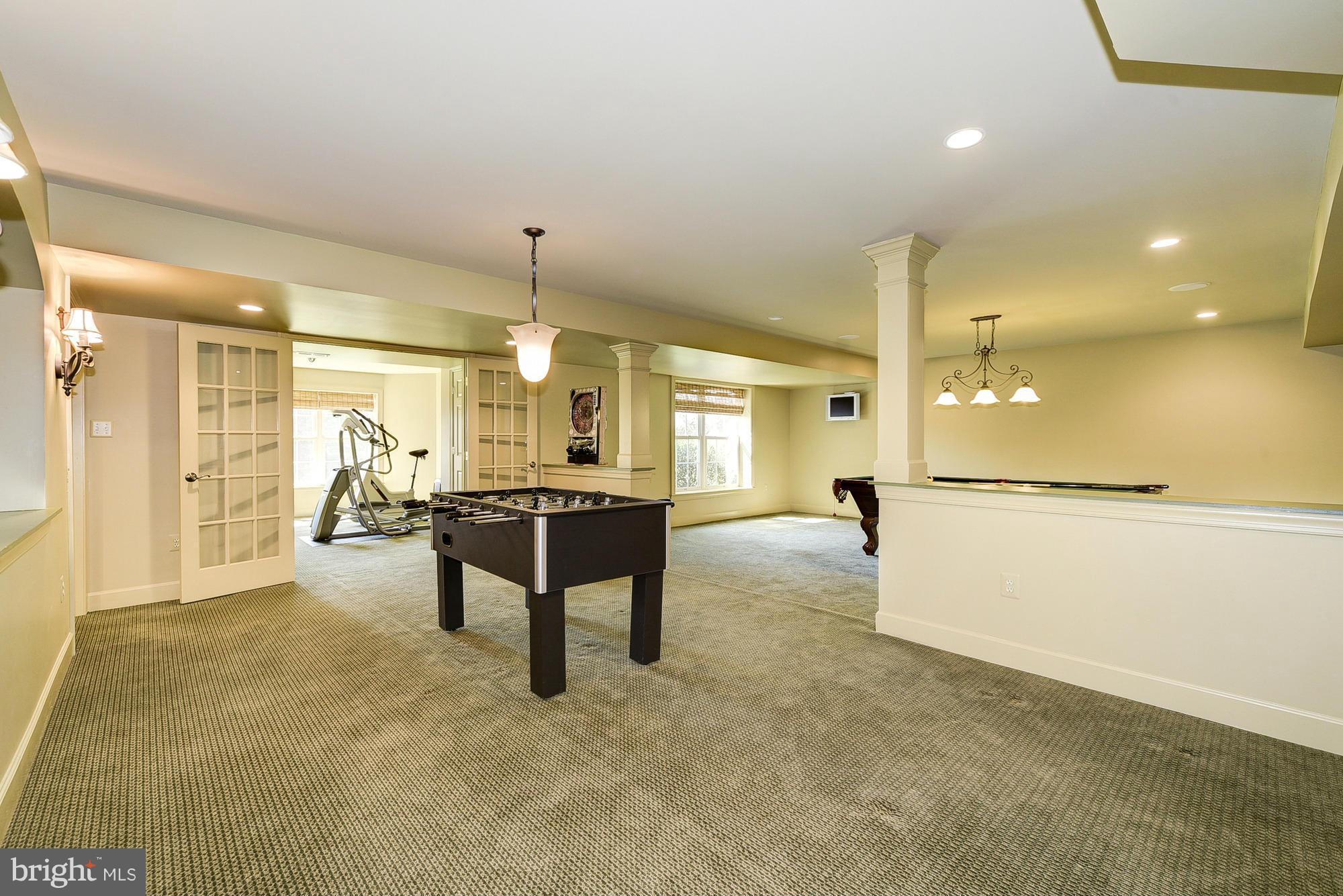 GLEN MEADOWS - Residential