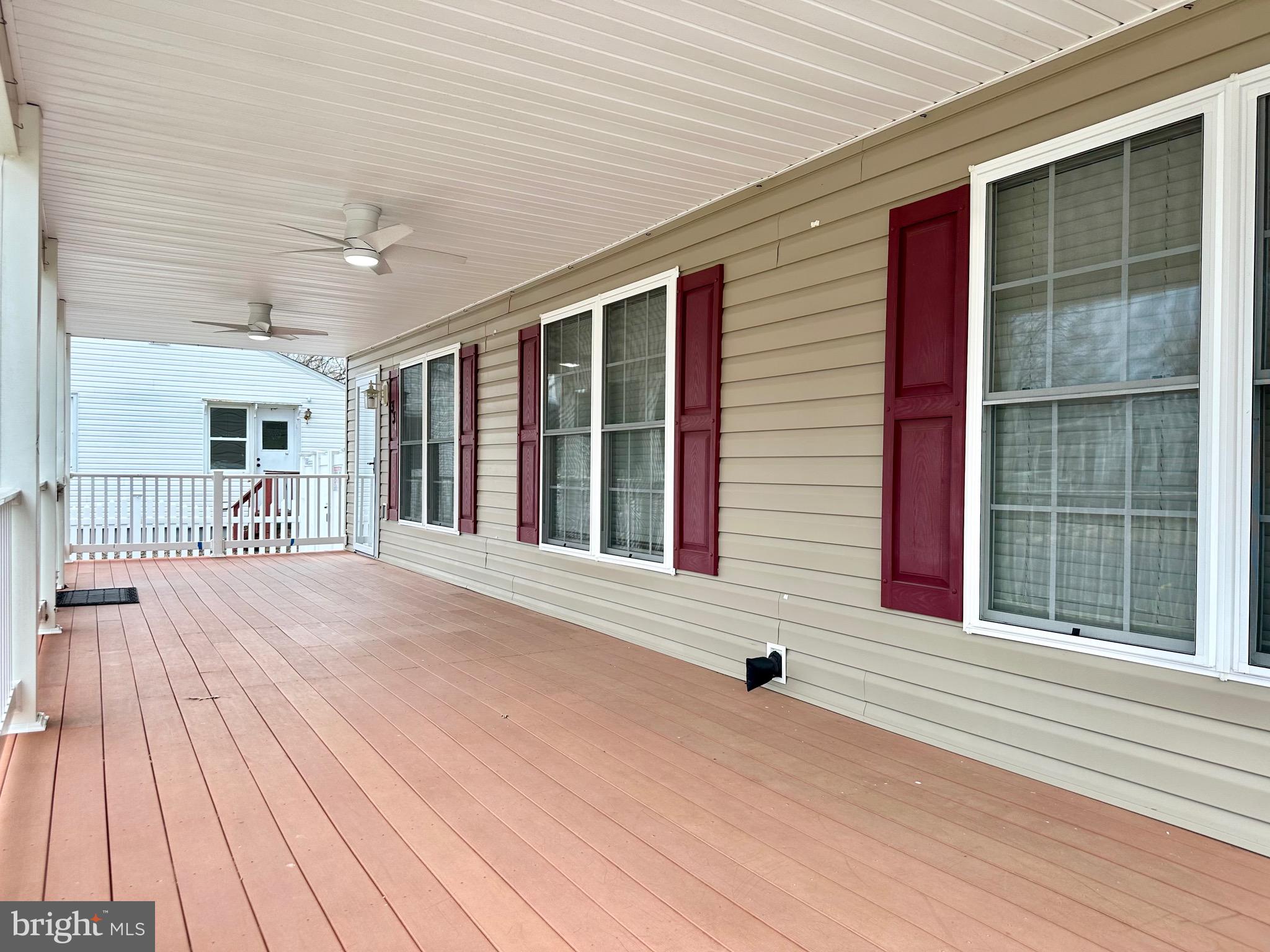 SWAN MEADOWS - Residential