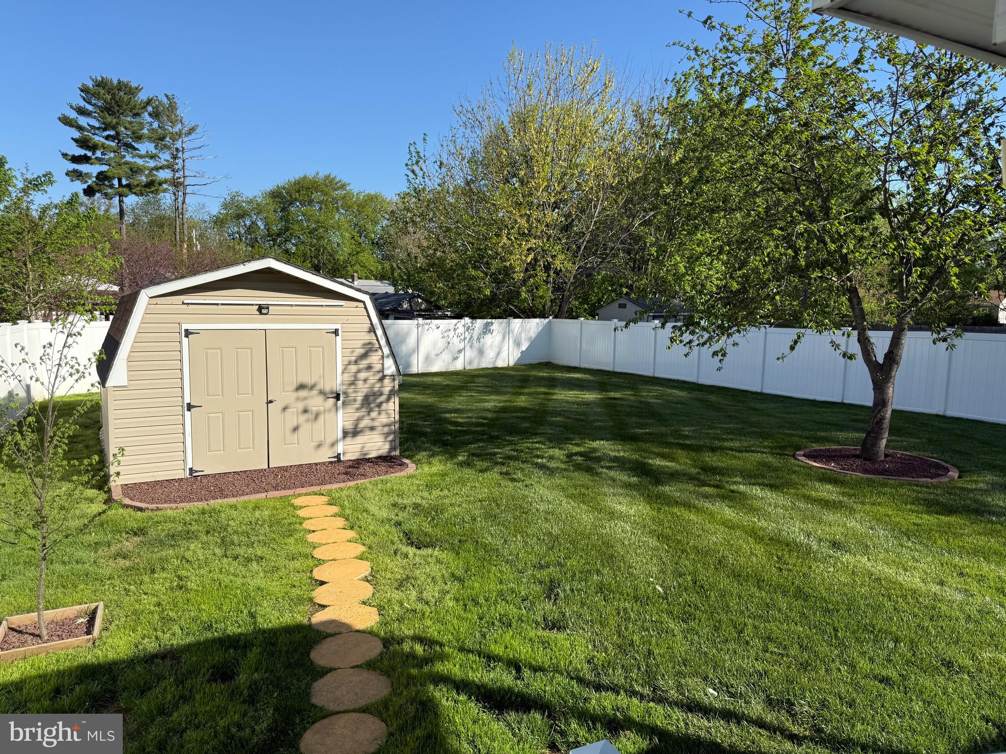 SWAN MEADOWS - Residential