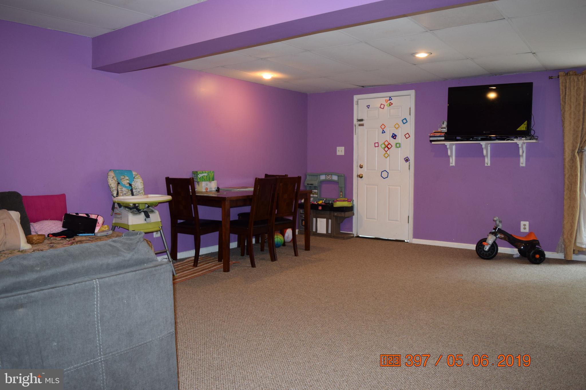 SILVER SPRING CNTRY CLUB - Residential Lease